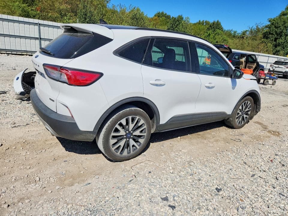 2020 FORD ESCAPE SE SPORT 3
