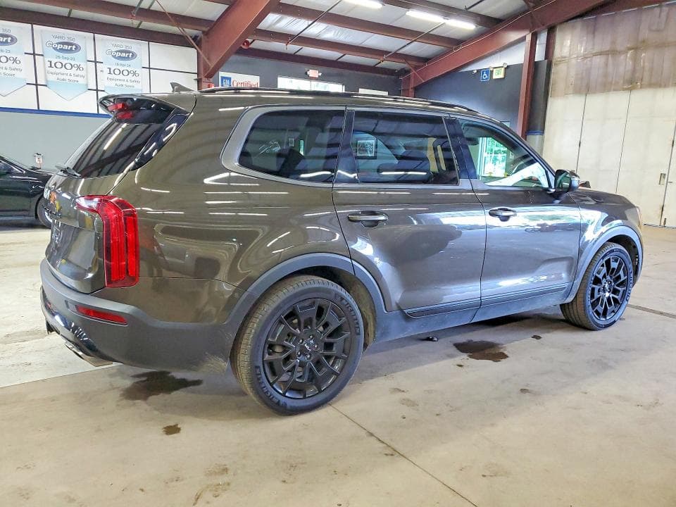2022 KIA TELLURIDE EX 3
