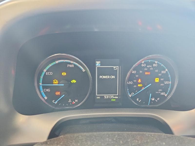 2017 TOYOTA RAV4 HV LIMITED 9