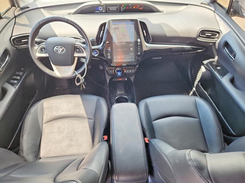 2017 TOYOTA PRIUS PRIME PREMIUM 8