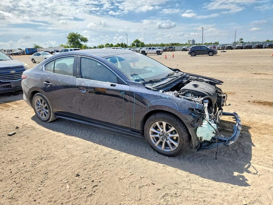 2020 MAZDA 3 4