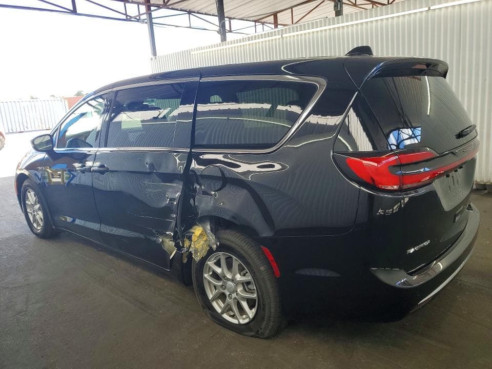 2027 CHRYSLER PACIFICA SELECT 2