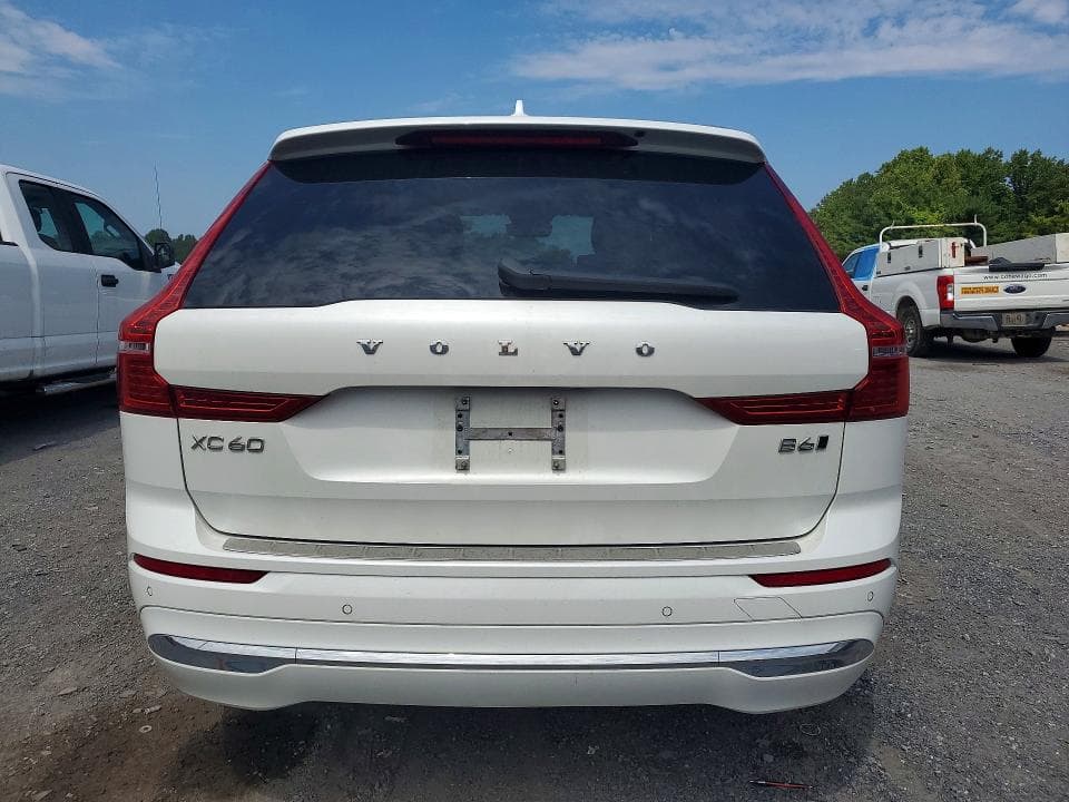 2022 VOLVO XC60 B6 INSCRIPTION 6