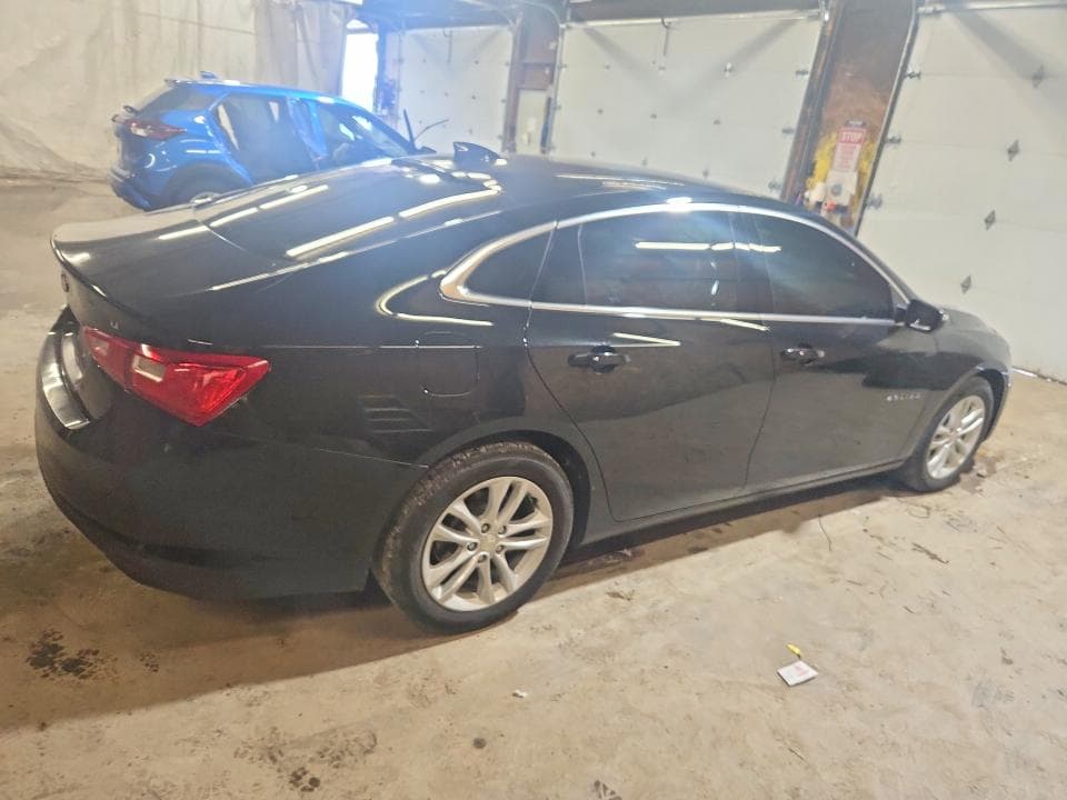 2017 CHEVROLET MALIBU LT 3