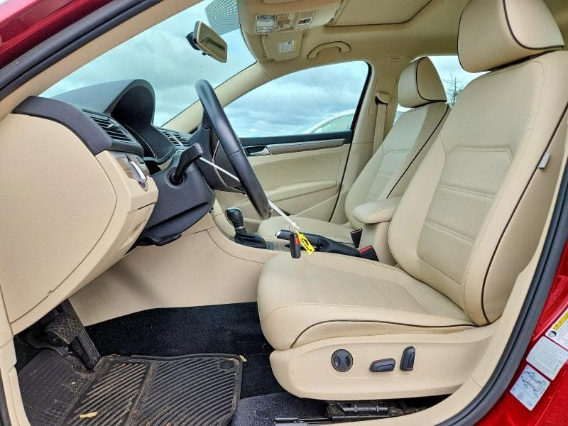 2017 VOLKSWAGEN PASSAT SE 7