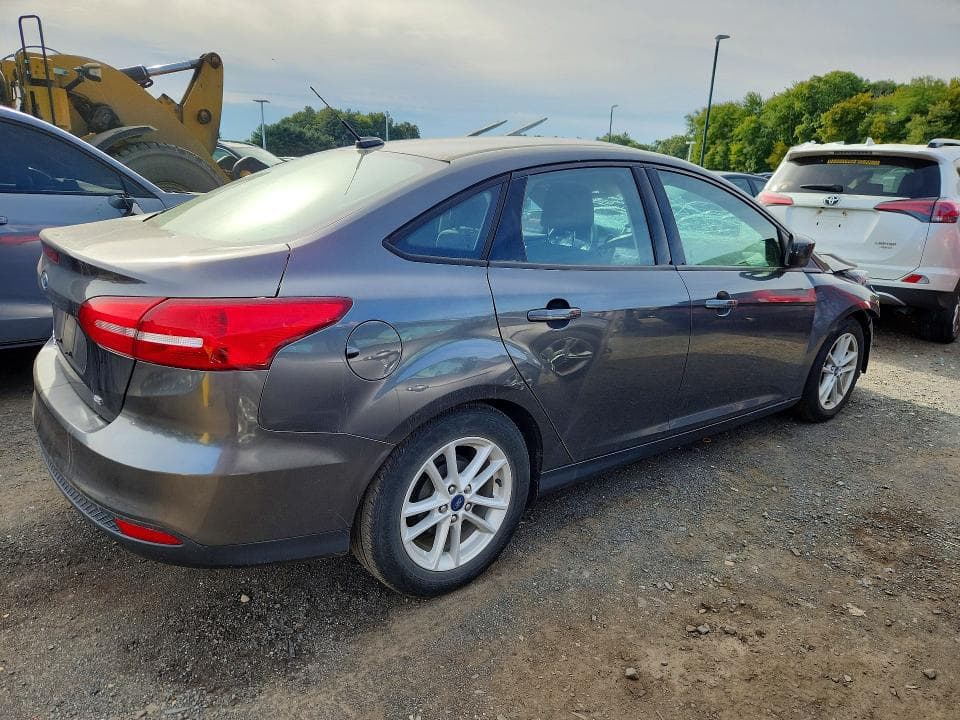2018 FORD FOCUS SE 3