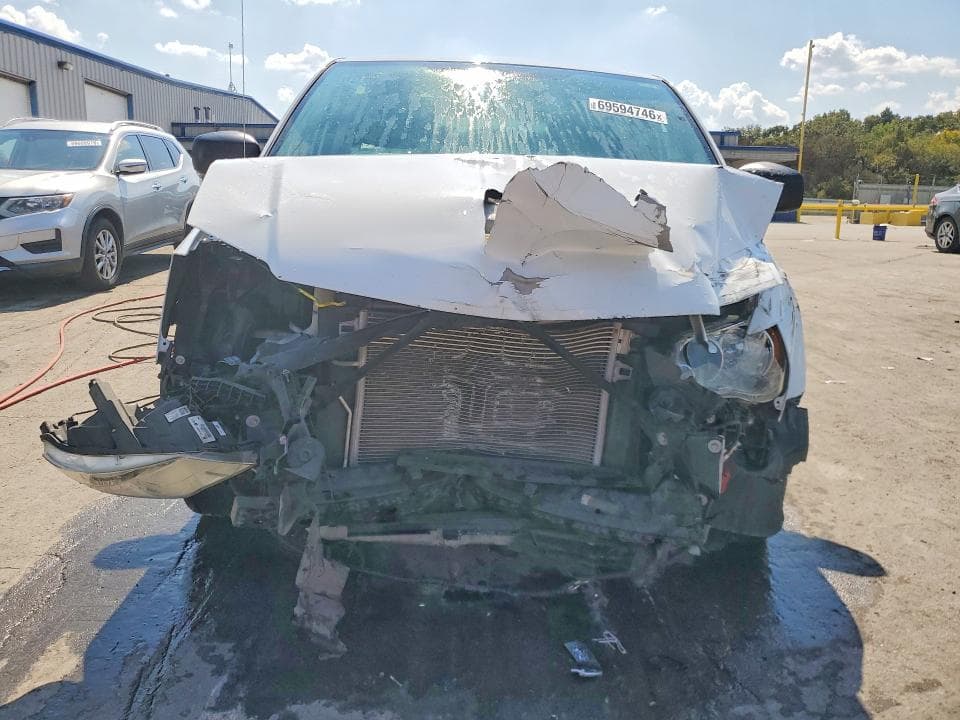 2017 DODGE GRAND CARAVAN SE 5