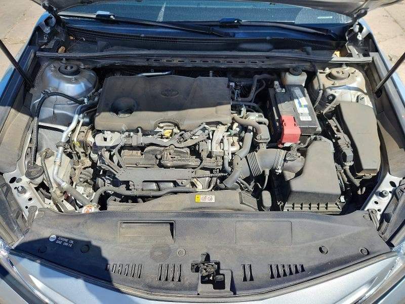 2018 TOYOTA CAMRY SE 11