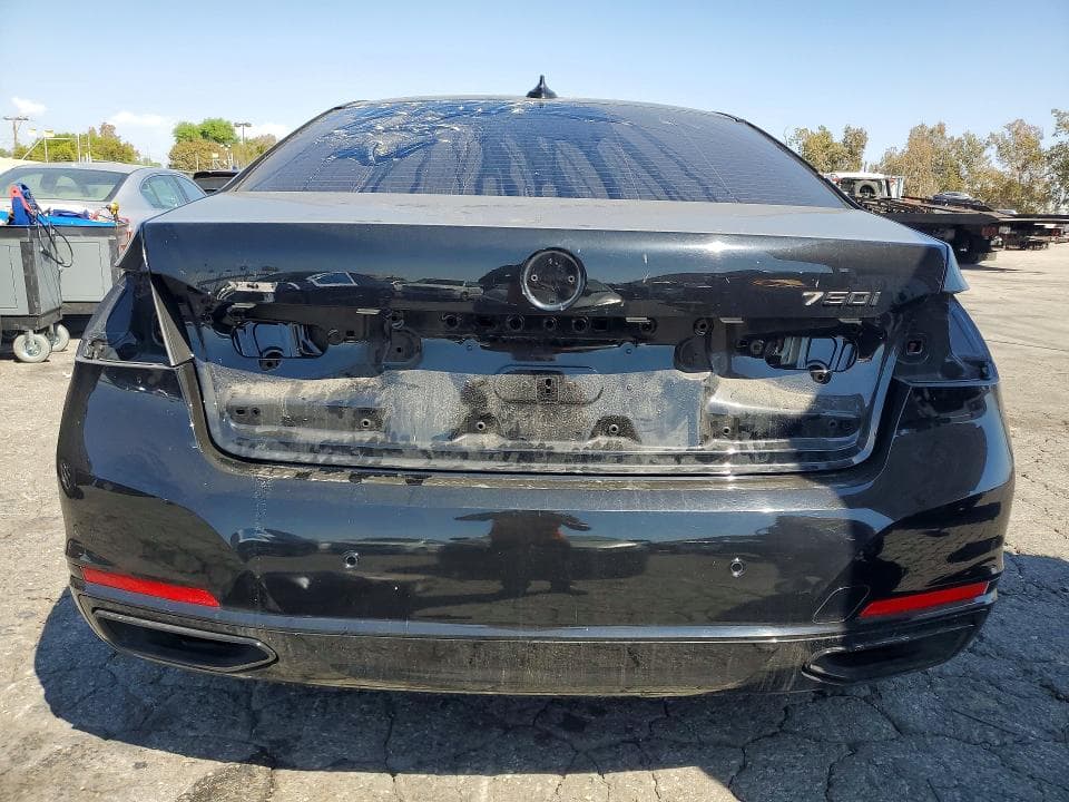 2020 BMW 750 XI 6