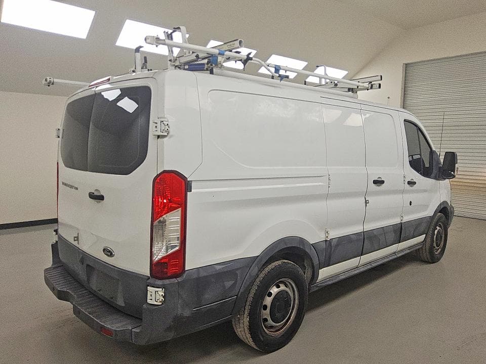 2017 FORD TRANSIT T-150 3