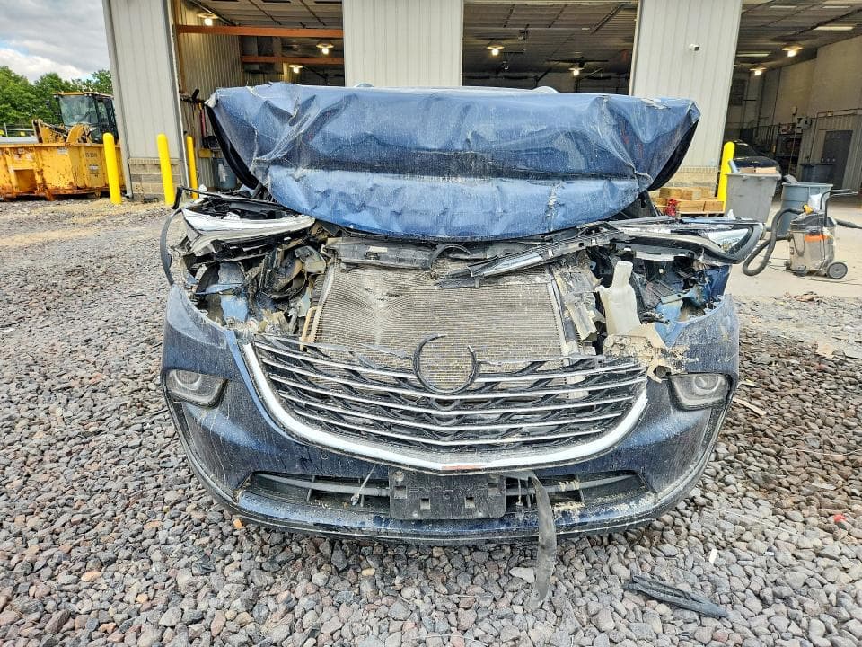 2022 BUICK ENCLAVE ESSENCE 5