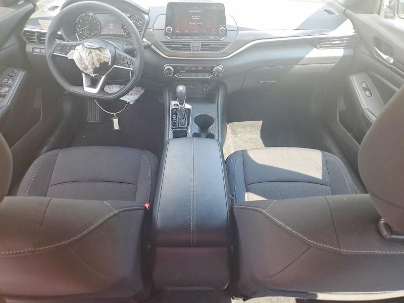 2025 NISSAN ALTIMA SV 8