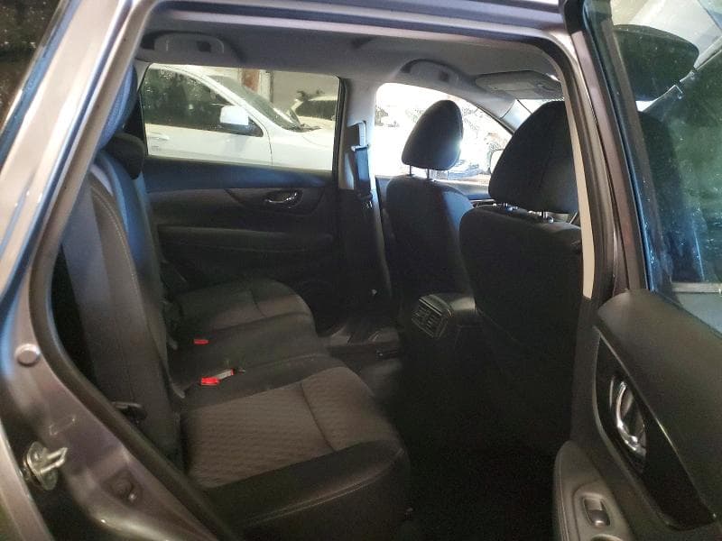 2019 NISSAN ROGUE SV 11