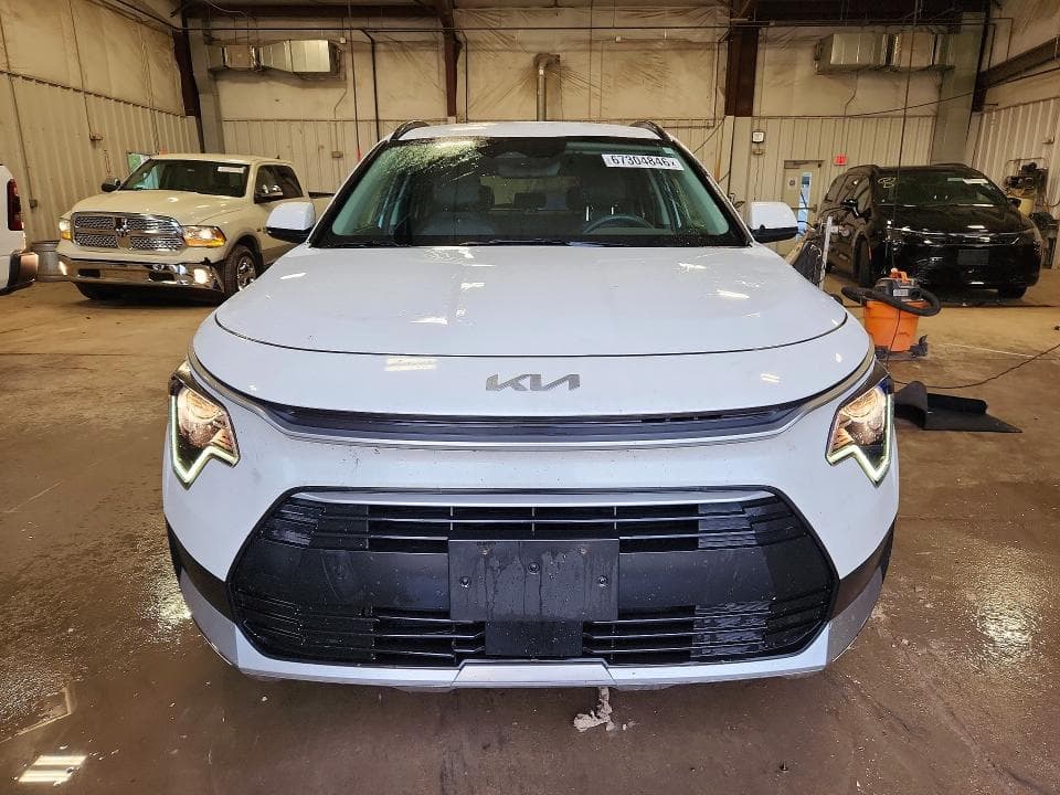 2023 KIA NIRO EX 5