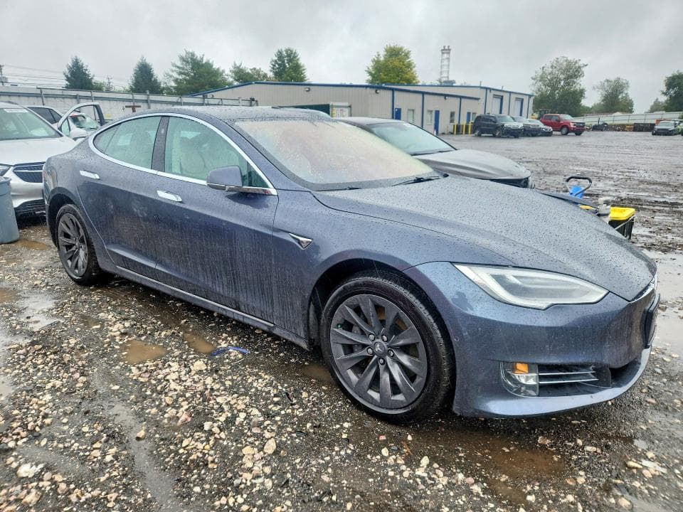 2019 TESLA MODEL S 4