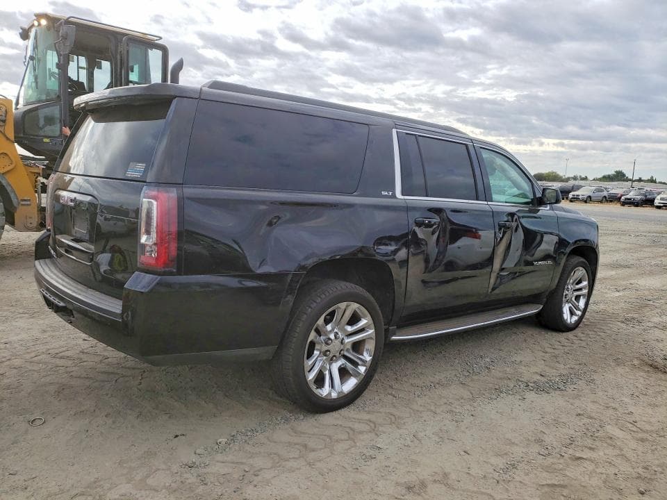 2018 GMC YUKON XL C1500 SLT 3