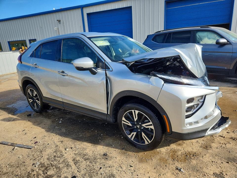 2026 MITSUBISHI ECLIPSE CROSS SE 4