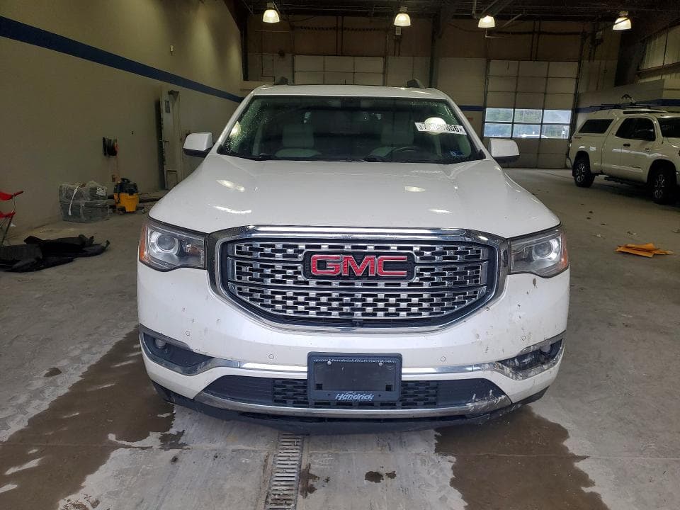 2017 GMC ACADIA DENALI 5