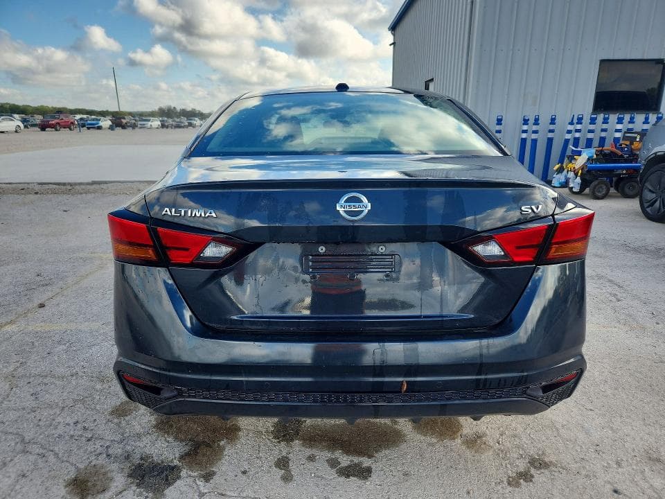 2022 NISSAN ALTIMA SV 6
