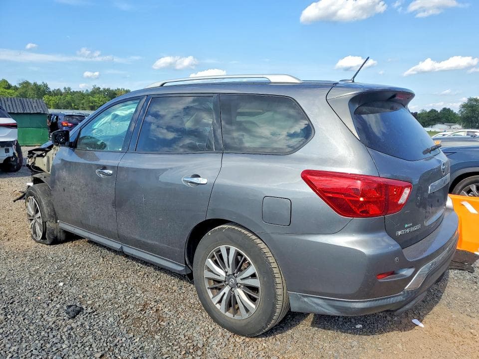 2018 NISSAN PATHFINDER SV 2