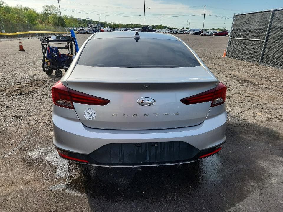 2020 HYUNDAI ELANTRA SEL 6