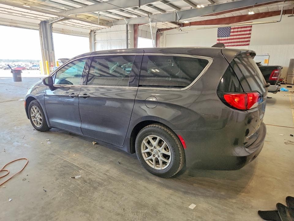 2017 CHRYSLER PACIFICA TOURING 2