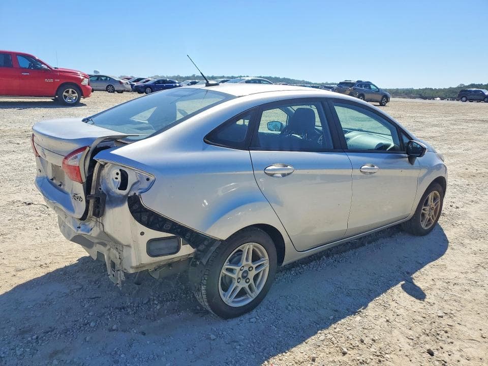 2017 FORD FIESTA SE 3