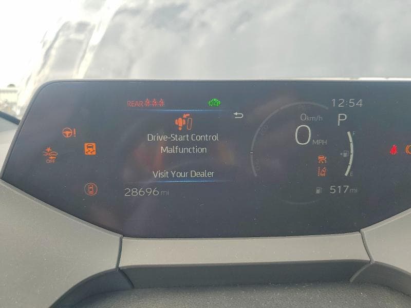 2025 TOYOTA PRIUS LE 9