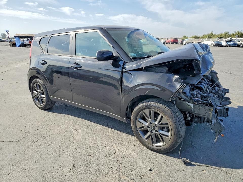 2021 KIA SOUL S 4