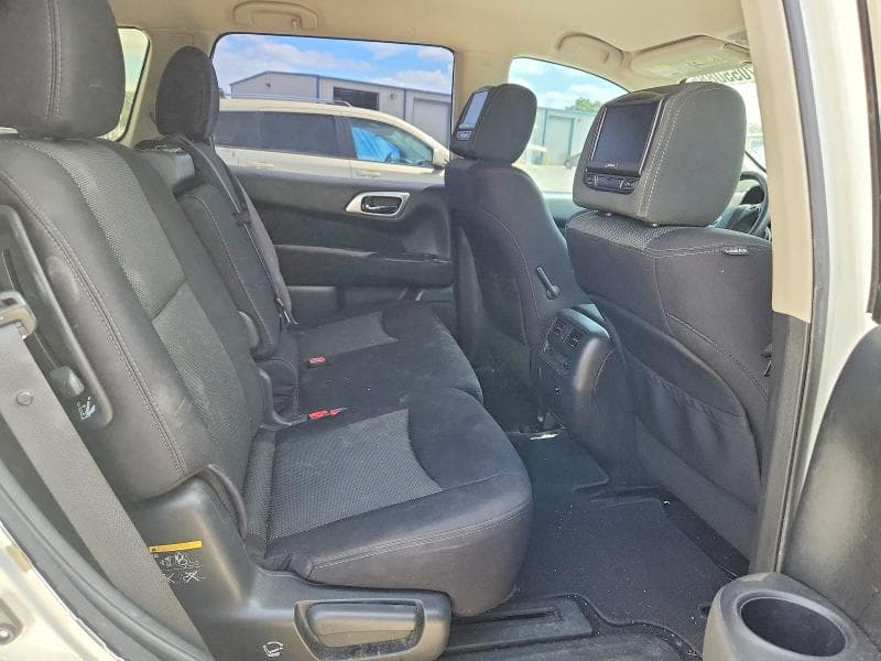 2017 NISSAN PATHFINDER SV 10