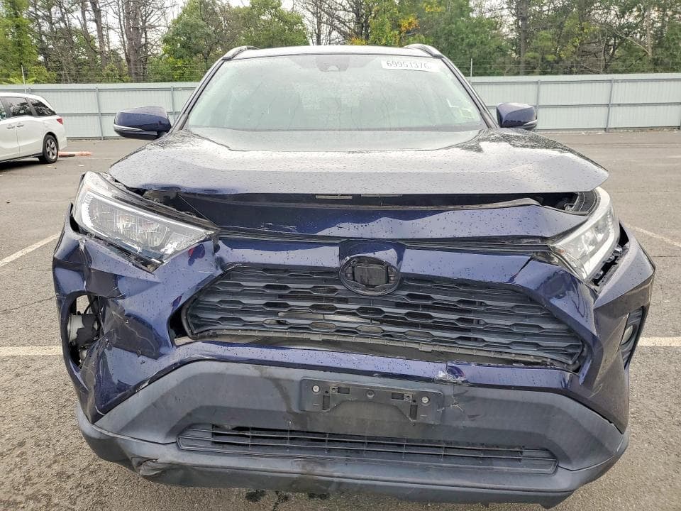 2019 TOYOTA RAV4 XLE PREMIUM 5