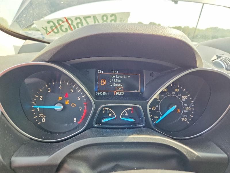 2019 FORD ESCAPE SE 9