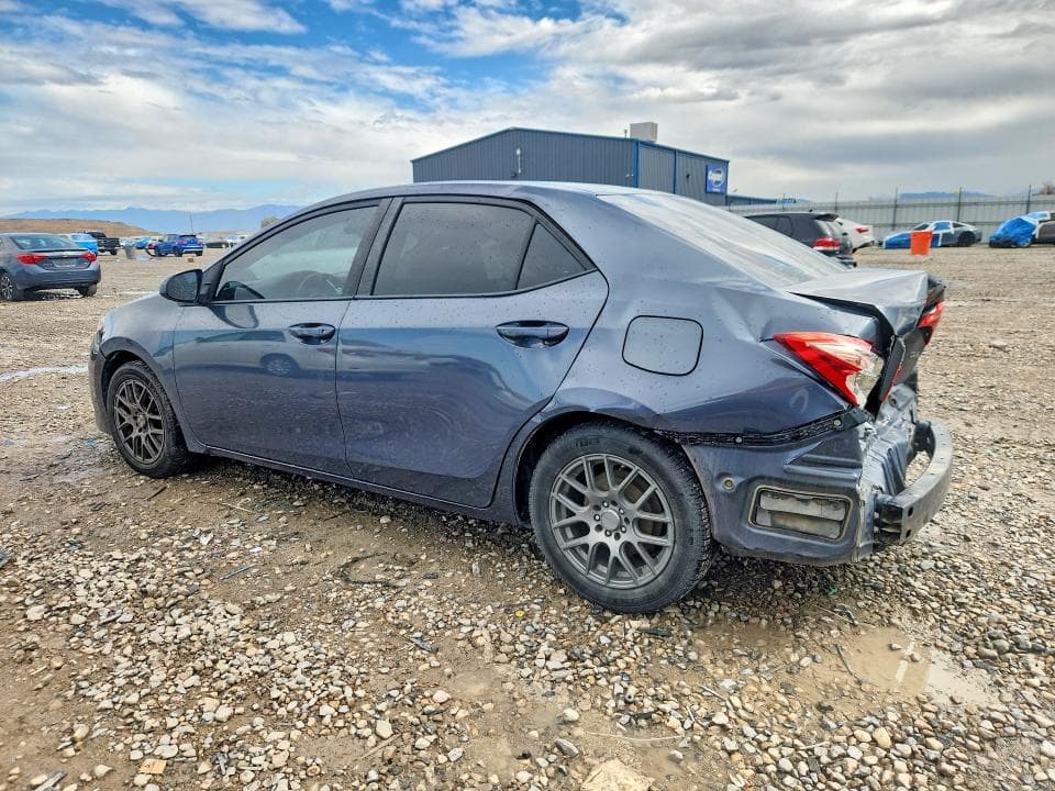 2017 TOYOTA COROLLA LE 2