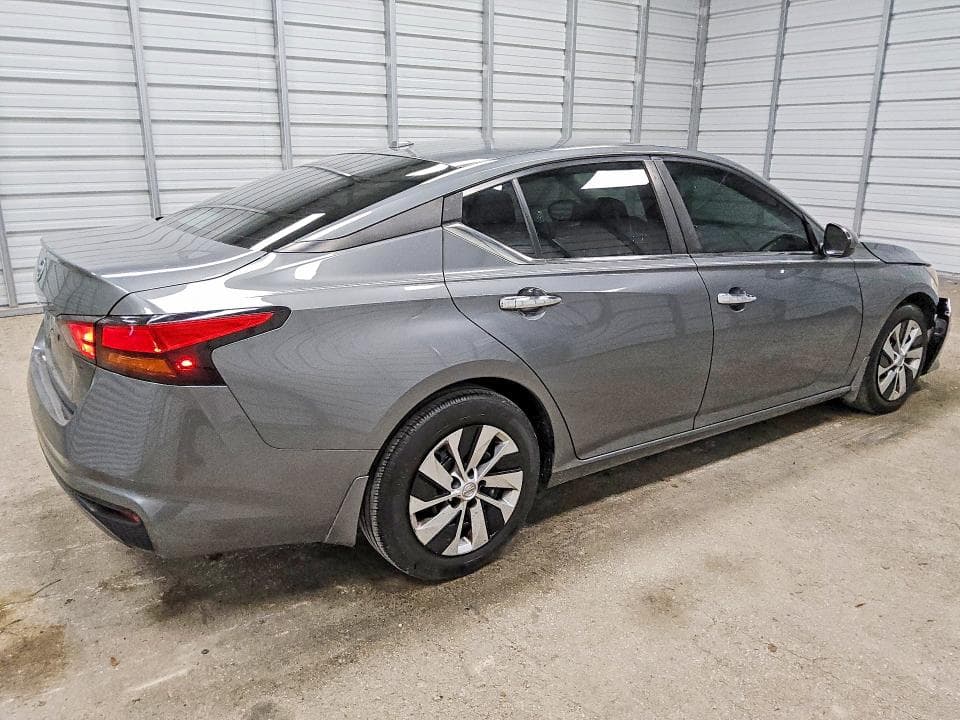 2019 NISSAN ALTIMA S 3