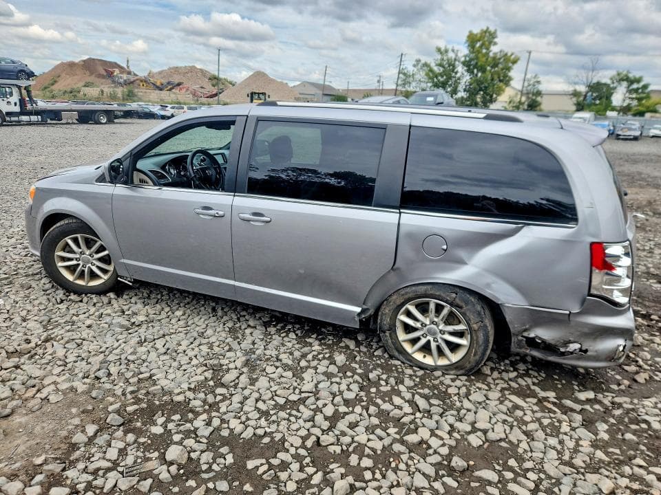 2018 DODGE GRAND CARAVAN SXT 2