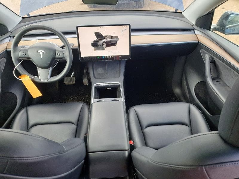 2023 TESLA MODEL Y 8