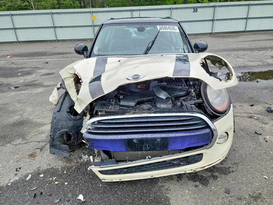 2017 MINI COOPER 5
