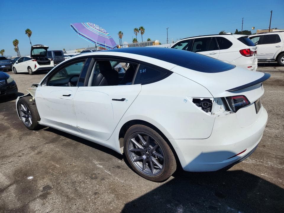 2022 TESLA MODEL 3 2