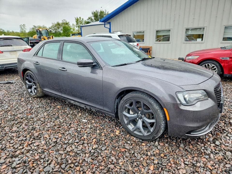 2023 CHRYSLER 300 S 4