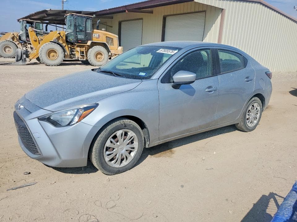 2019 TOYOTA YARIS L - 1