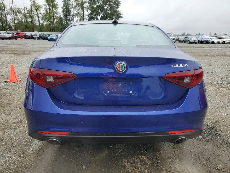 2021 ALFA ROMEO GIULIA SPORT 6