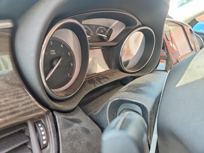 2019 BUICK ENVISION ESSENCE 9