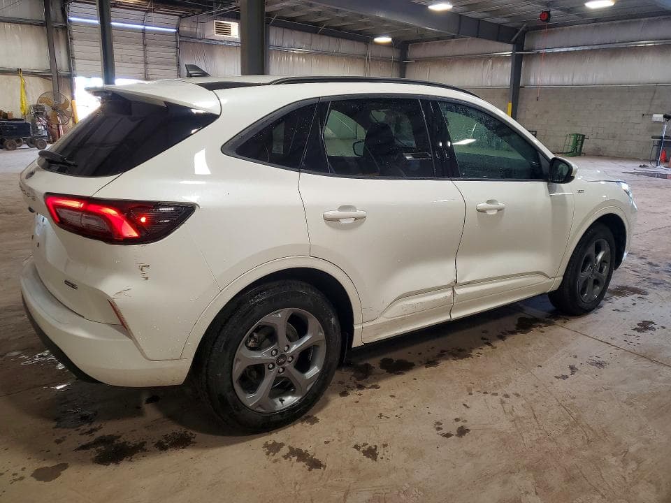 2024 FORD ESCAPE ST LINE SELECT 3