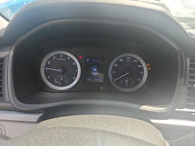 2019 HYUNDAI SONATA SE 9