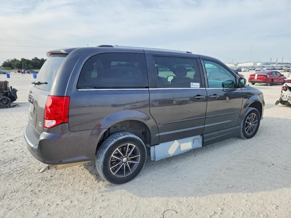2017 DODGE GRAND CARAVAN SXT 3