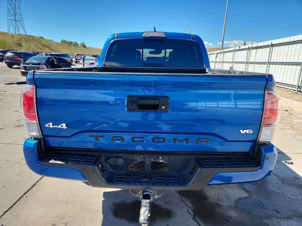 2018 TOYOTA TACOMA LIMITED 6