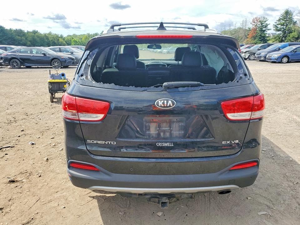 2017 KIA SORENTO EX 6