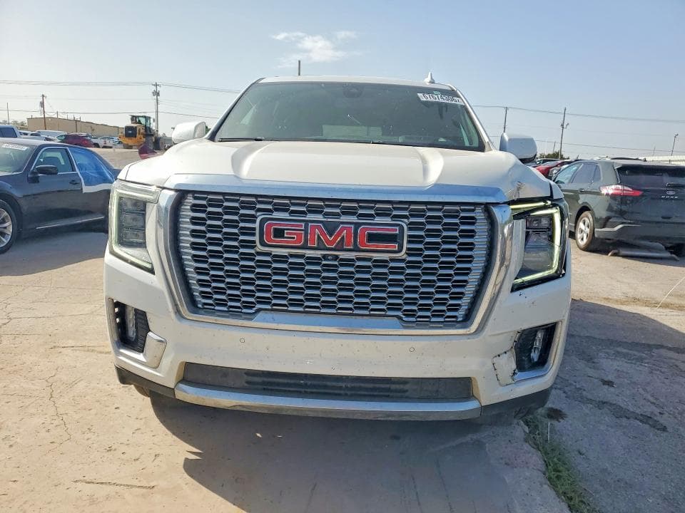 2021 GMC YUKON DENALI 5