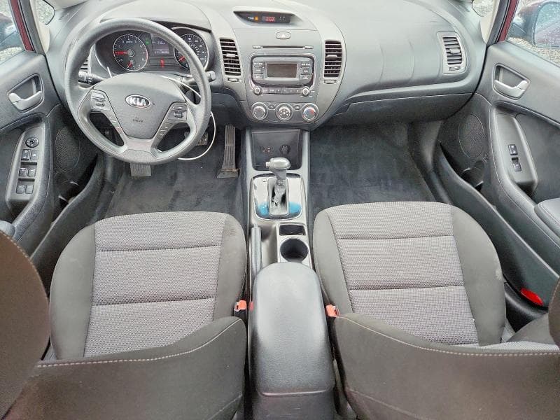 2017 KIA FORTE LX 8