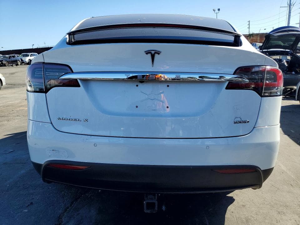 2017 TESLA MODEL X 6